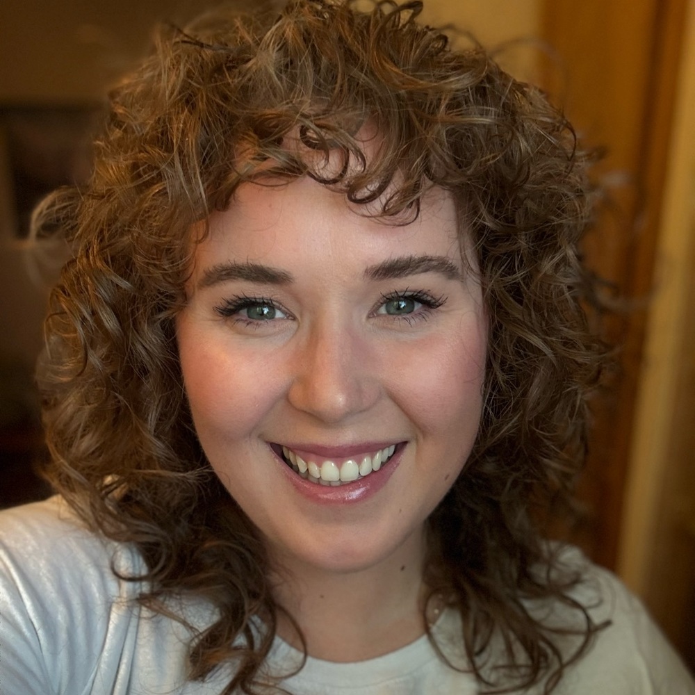 Meet your Posher, Jena